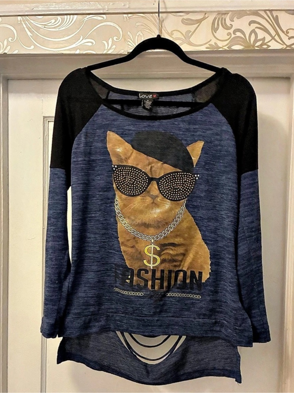 Love Long Sleeve Graphic Top in Blue & Black Size Medium